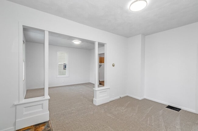705 Smith Ave SW