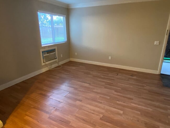 Photo - 2 bed 2 bath downstairs unit