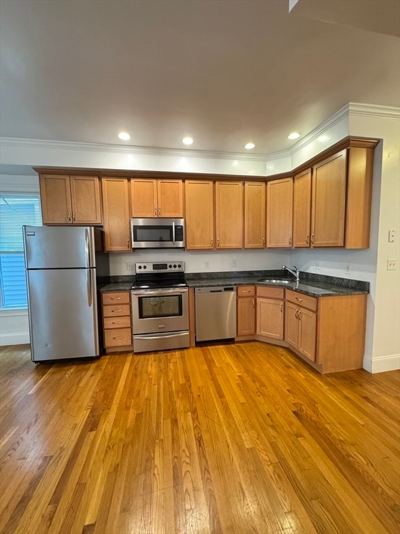 Building Photo - 157 M St Unit 1 Rental