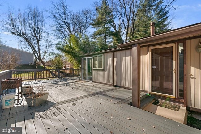 Photo - 9317 Farewell Rd