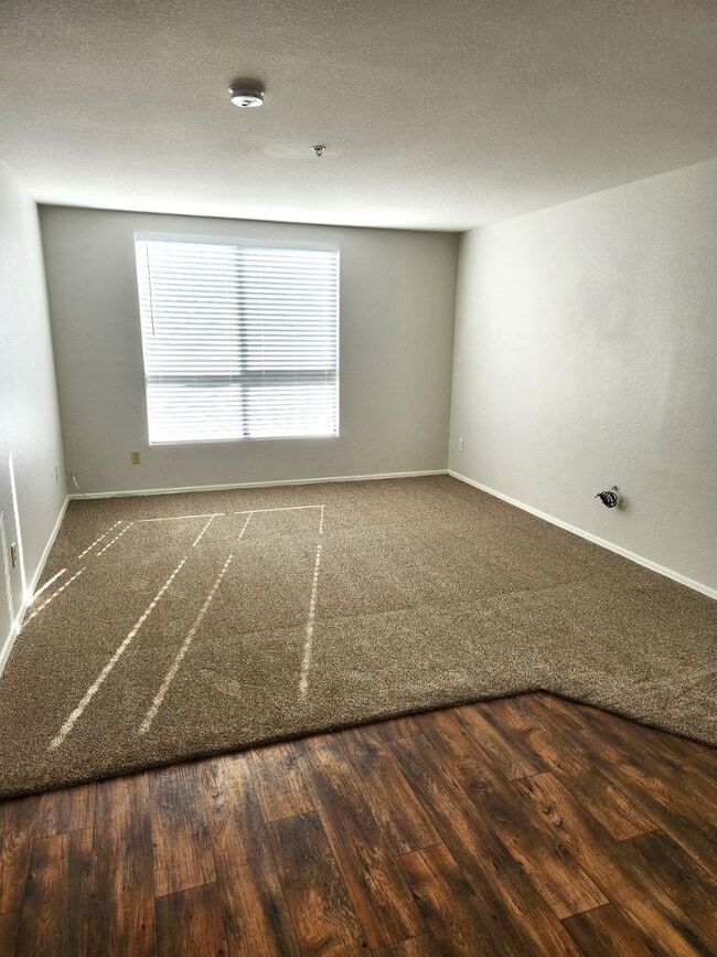 Photo - 16033 N 25th St Unidad Apt 114