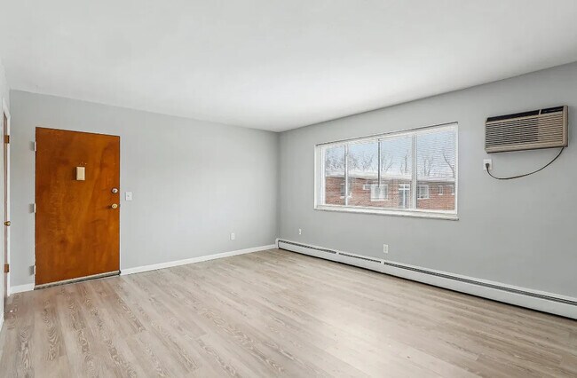 Photo - 537 Elberon Ave