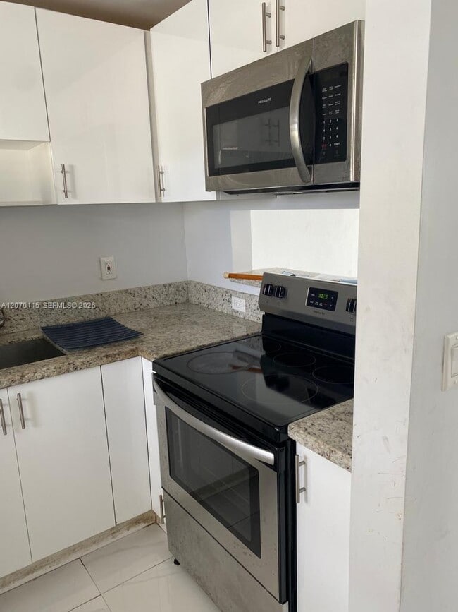 Photo - 2859 Leonard Dr Unidad G408