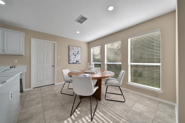 Photo - 1230 Birchstone Dr