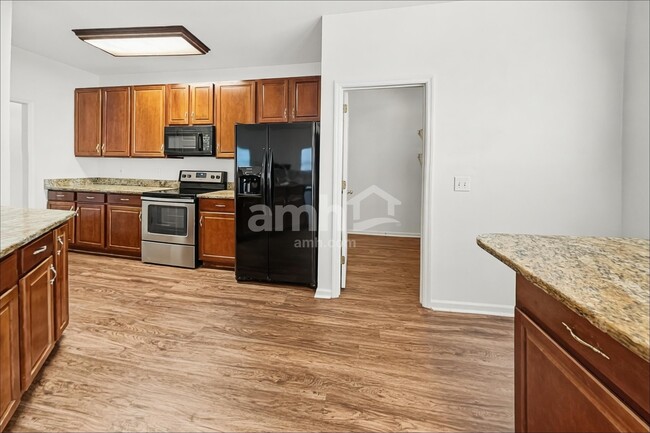 Photo - 4804 Peninsula Pointe Dr