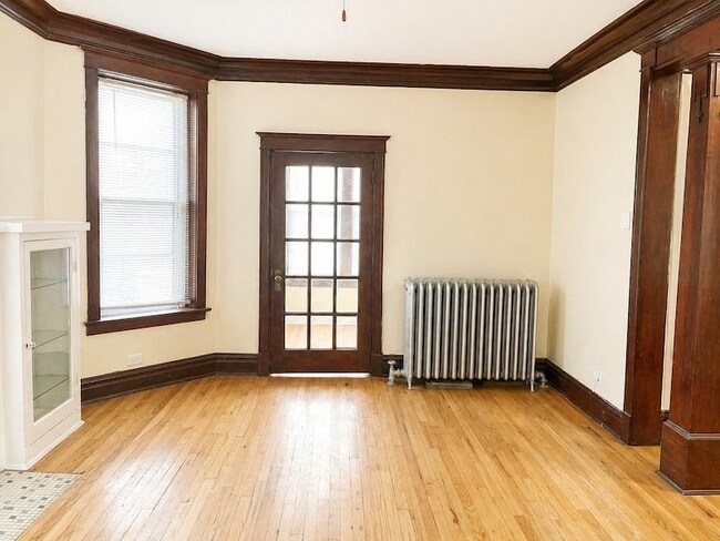 Photo - 1320 W 64th St Unit 1