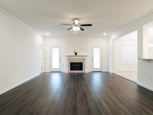 Photo - 510 Peach Ave