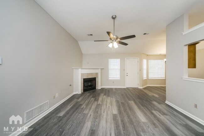 Photo - 8418 Regal Bend Dr