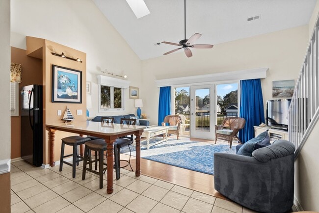 Photo - All Inclusive Seasonal Rental Available Oc...