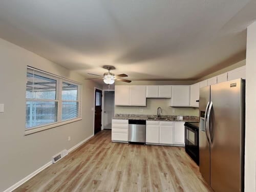 Photo - 7133 W Hinsdale Dr