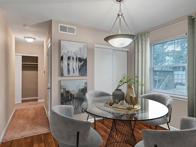 Photo - Redmond Chase Apartment Homes