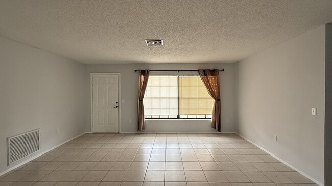 Photo - 7846 Royal Hart Dr