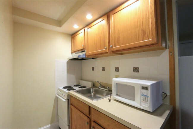 Photo - 12 Mt Auburn St Unit 2