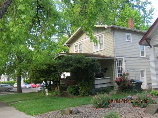 Photo - (844) NW 15th St. - 1 bedroom / 1 Bathroom - ALL UTILITIES PAID! Unidad 5