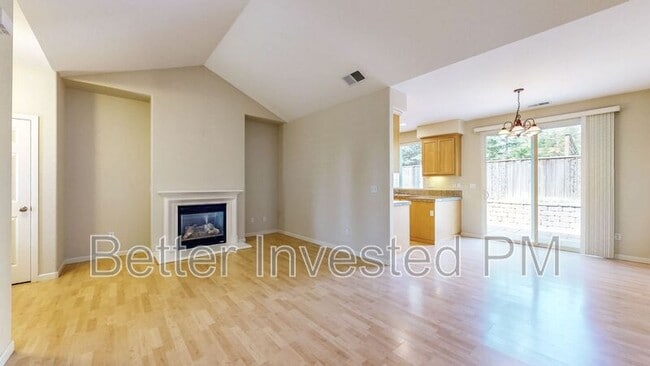 Photo - 1743 Waltzer Rd