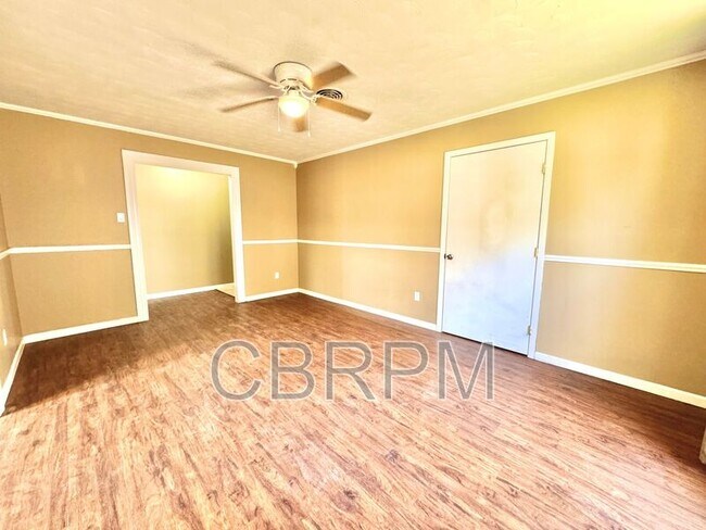 Photo - 5434 31st St