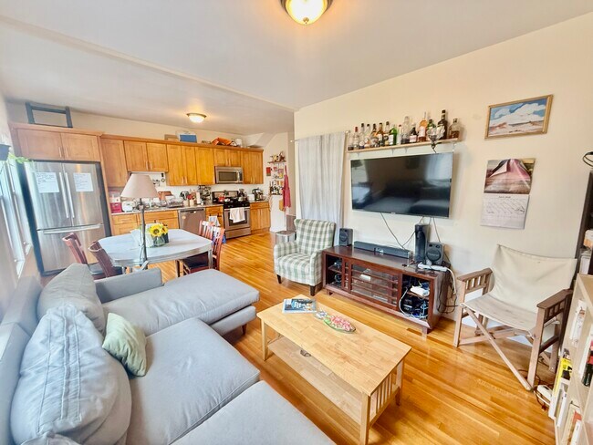 1190 Cambridge St Unit 3B