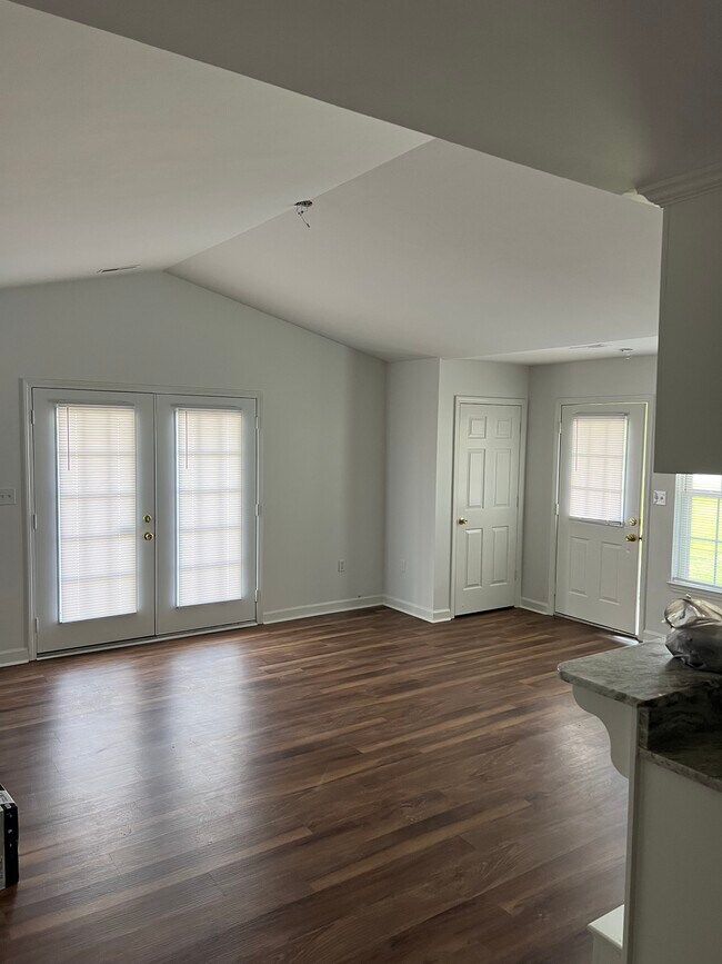 1955 Daly Waldrop Rd House House Rental in Kinston, NC