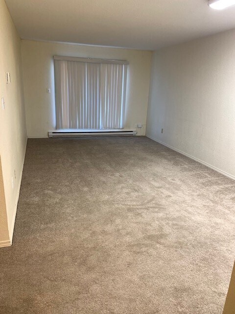 8604-8687 87 Ave
