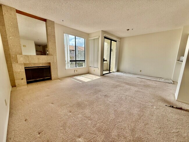 Photo - 5875 Friars Rd