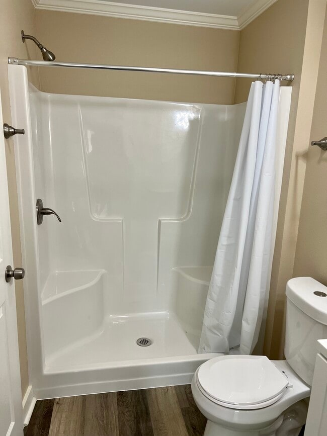 Photo - 2011 E Devine St