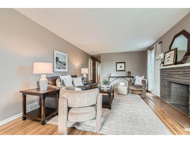 1316 Holdridge Ter
