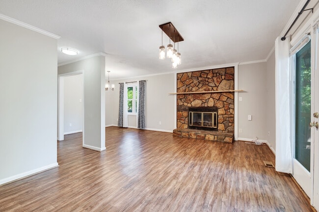 Photo - 5540 Kaplan Dr