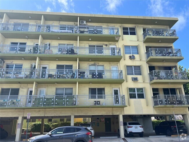 Building Photo - 851 Meridian Ave Unit 45 Rental