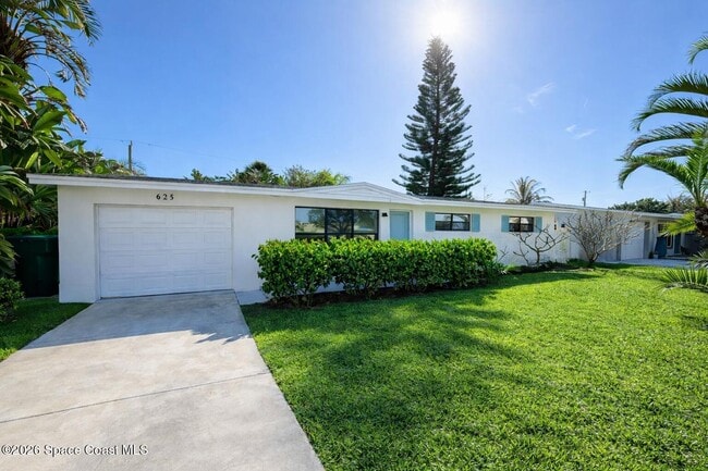 Building Photo - 625 Verbenia Dr