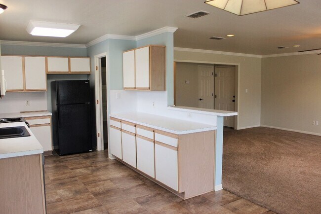 Photo - 347 Stone Hill Dr