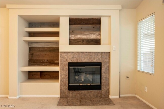 Photo - 304 Silver Castle St