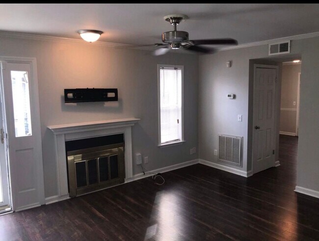 Photo - Nice and large 2 BR, 2.5 bath townhouse in Antioch, TN