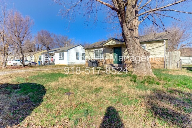 Photo - Gorgeous 2 Bedroom West Tulsa Home!