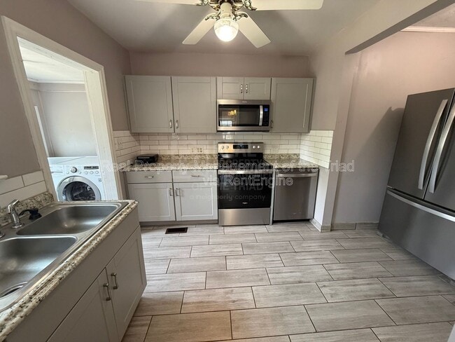 Photo - 1003 W Wendover Ave