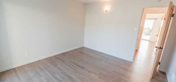 Photo - 1530 Henry Street