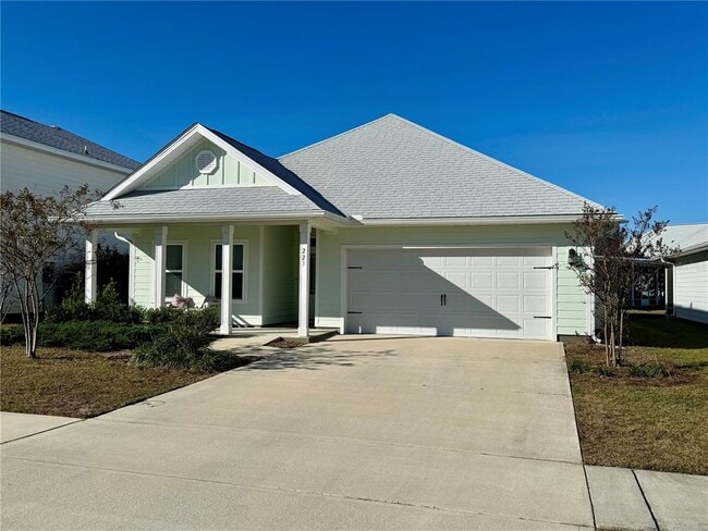 Photo - 223 Moonraker Cir