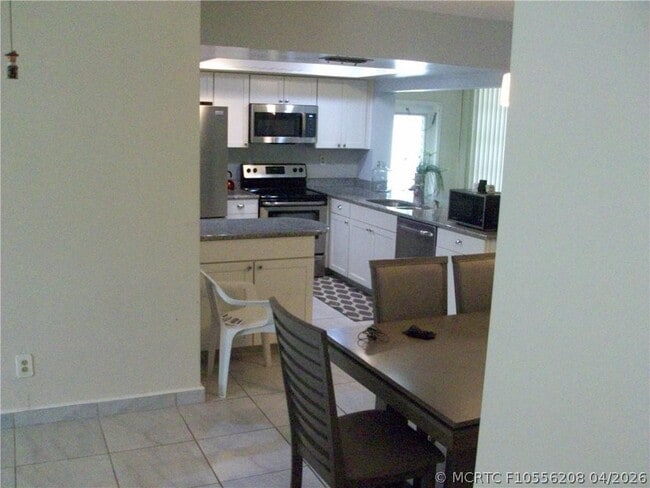 Photo - 5039 NW 42nd St