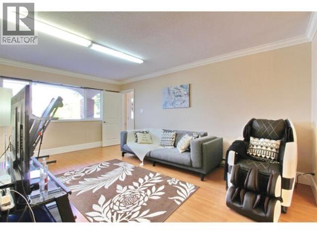 Photo - 7222 Pandora St