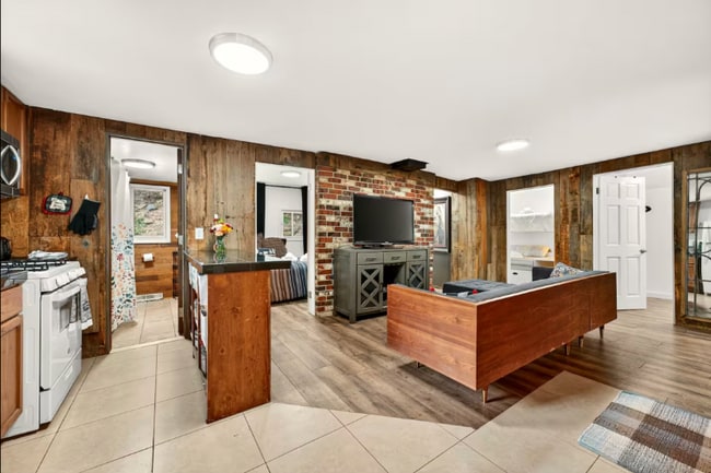 Photo - 21504 Shady Ln