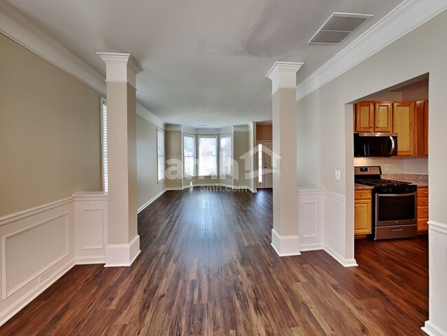 Photo - 2923 Villa Lake Dr