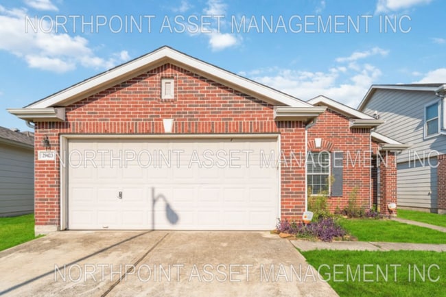 Building Photo - Stylish 3-Bedroom, 2-Bath in a Vibrant Spr... Rental
