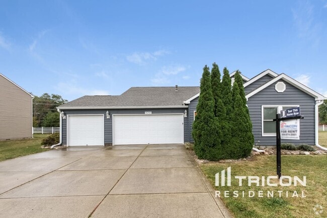 Building Photo - 8243 Firefly Way Rental