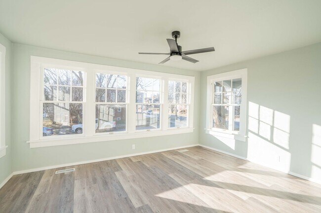 Photo - Prime Location! 2bed/ 2 bath! Schedule a tour today!