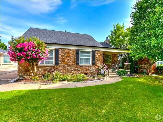 Building Photo - 2 Bed 1 Bath 1 Car Garage in ATKINSONS HI ... Rental