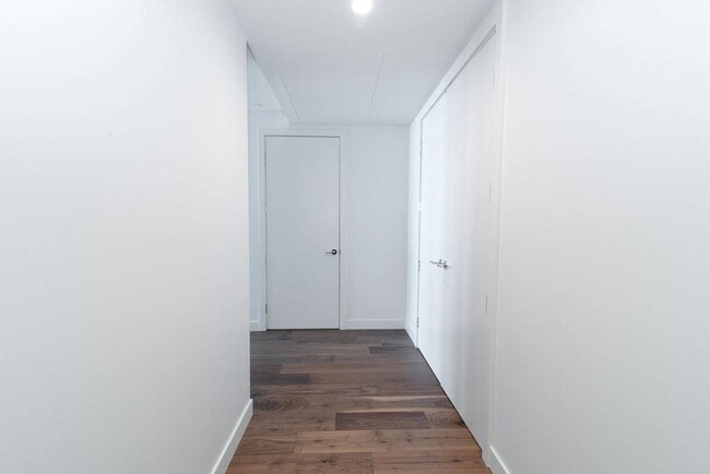 Photo - 44 East Ave Unit 3804