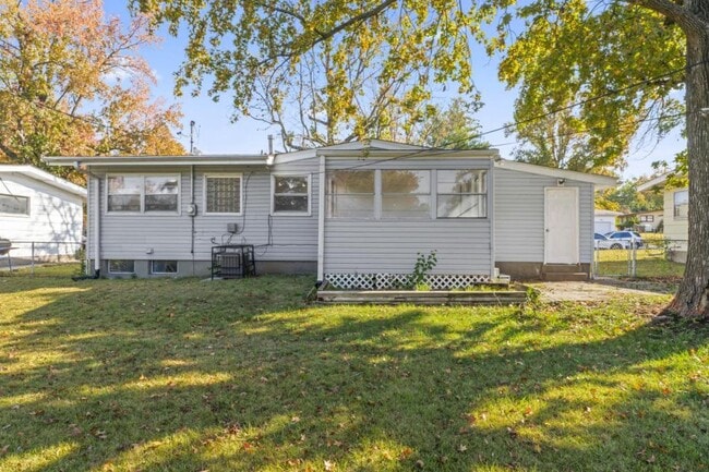 Photo - 9115 Clarion Dr