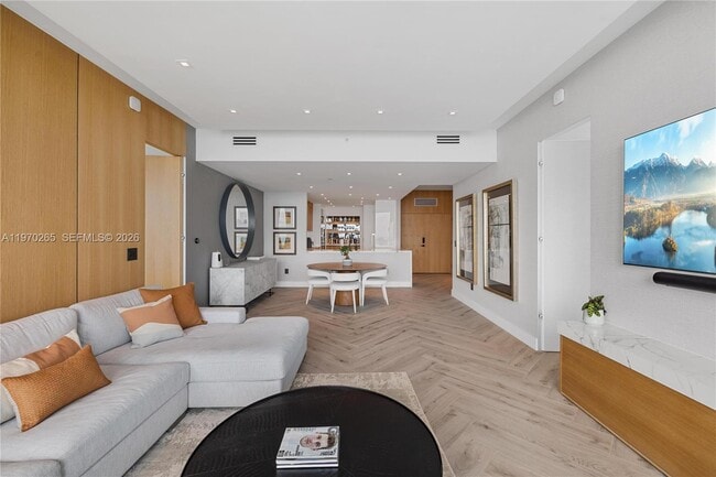 Photo - 1331 Brickell Bay Dr Unidad 2903