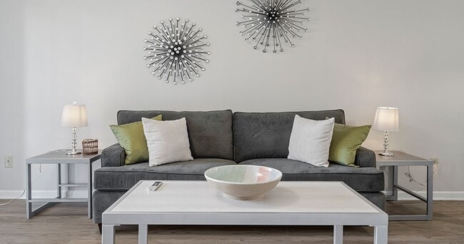 Living-Room-02-Seahawk-Retreat-Wilmington
