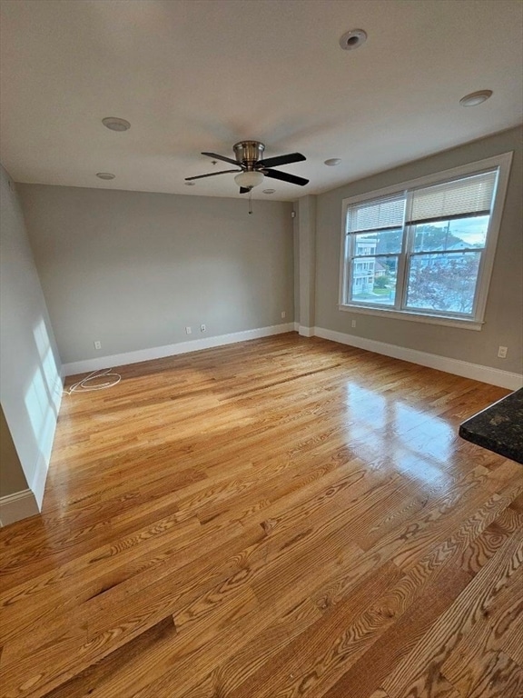Building Photo - 45 Spring St Unit 6 Rental