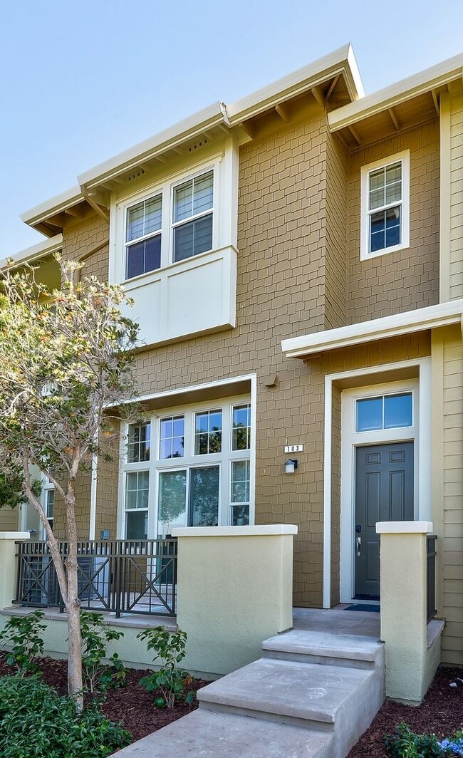 Redwood Shores Townhouse with water views House Rental in Redwood